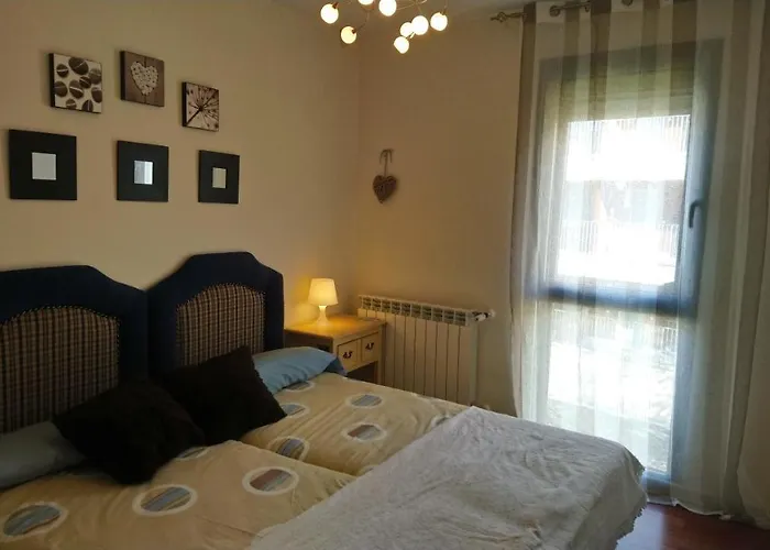 Lägenhet Margas. Golf. Bici. Esqui. Piscina.