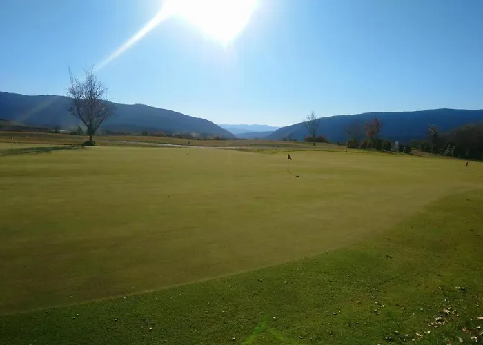 Margas. Golf. Bici. Esqui. Piscina.